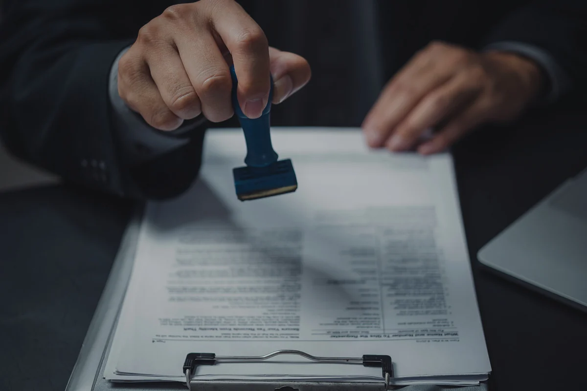 Obtención de permisos y registros legales